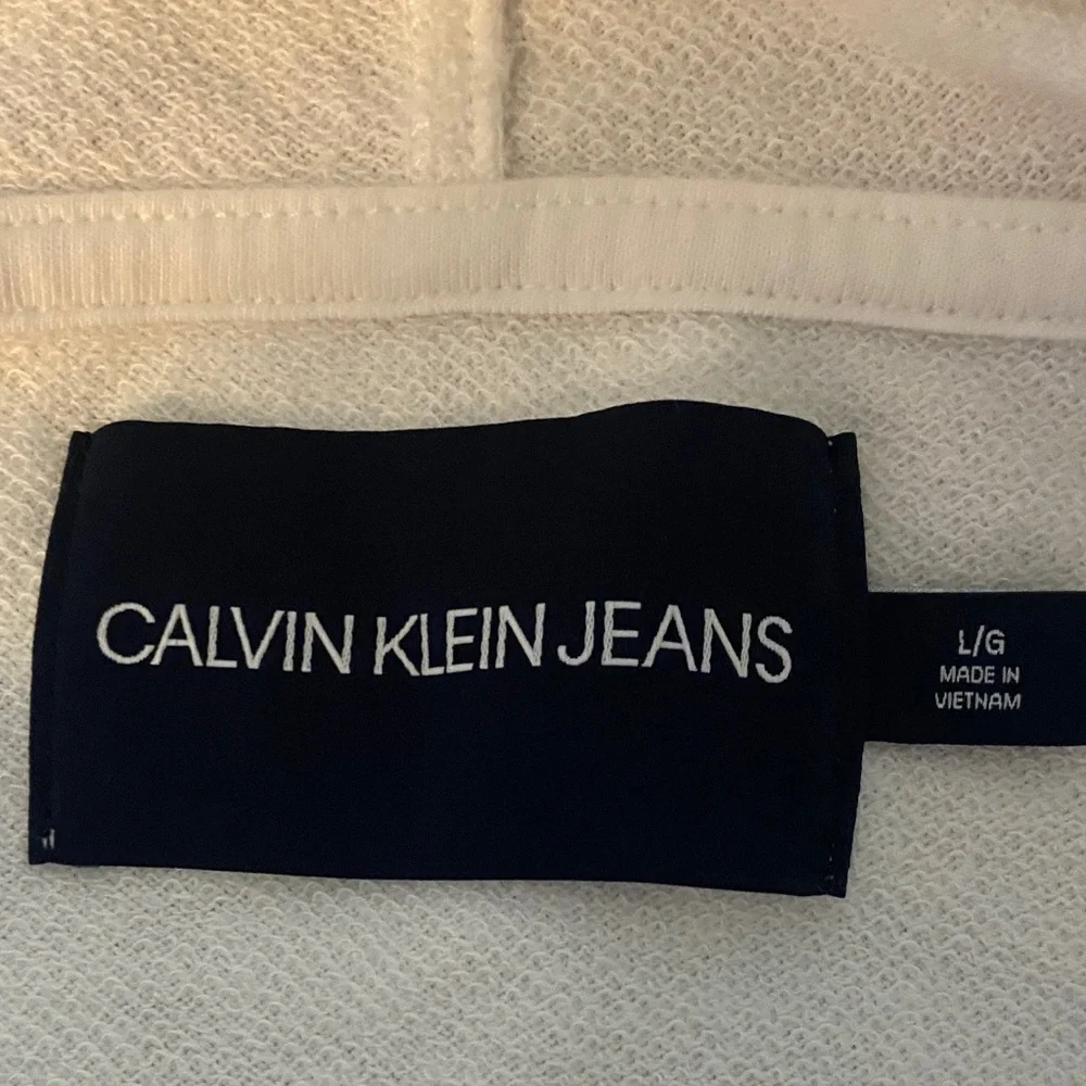 Calvin Klein Jeans Women's White Logo Hoodie‎